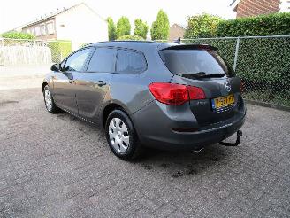 Opel Astra 2.0 CDTI Navi Clima 6-Bak picture 2