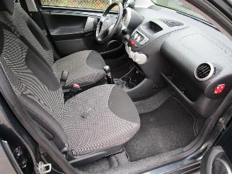 Toyota Aygo Airco Radio/CD 5-Drs picture 11