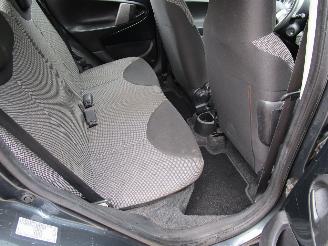 Toyota Aygo Airco Radio/CD 5-Drs picture 13