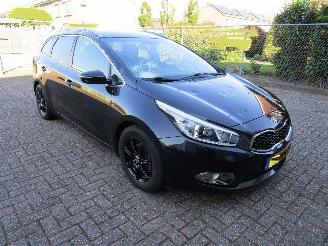 Kia Cee d 1.6 GDI Navi Camera Clima 6-Bak picture 3