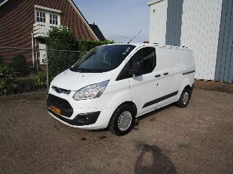 škoda dodávky Ford Transit 2.2 TDCI Airco Camera 2-Schuifdeuren 6-Bak 2015/2