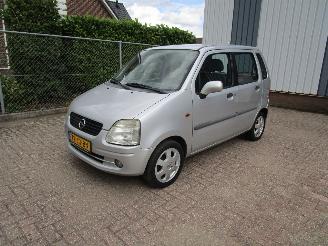 Voiture accidenté Opel Agila 1.2 16V 138.000 KM 2002/2