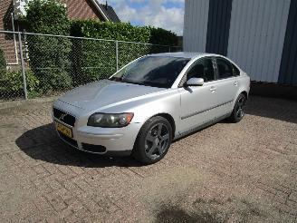 Schadeauto Volvo S-40 2.4i Sedan Navi Clima 2006/1