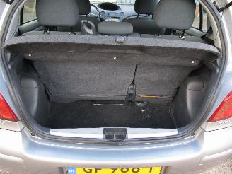 Toyota Yaris Automaat Airco 5-Drs picture 10