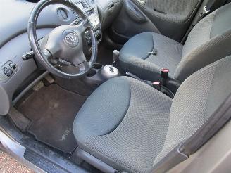 Toyota Yaris Automaat Airco 5-Drs picture 9