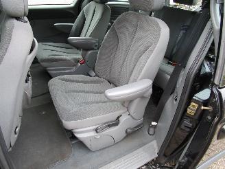 Chrysler Voyager 2.4i Navi Clima 7-Persoons picture 15