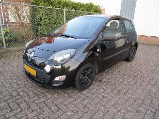 uszkodzony samochody osobowe Renault Twingo Airco Radio/CD 2014/1