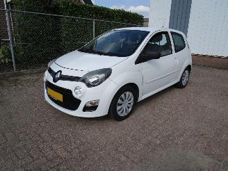 uszkodzony samochody osobowe Renault Twingo Airco Radio/CD 2012/10