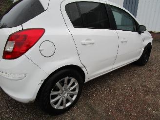 Opel Corsa 1.3 CDTI Navi Airco picture 9