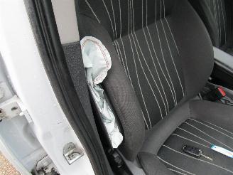 Opel Corsa 1.3 CDTI Navi Airco picture 13