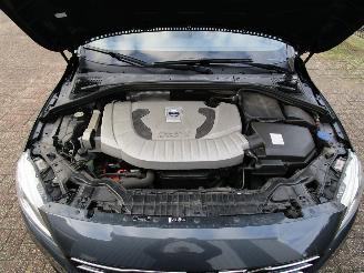 Volvo V-60 2.4 D6 AWD Summum Schadevrij picture 5
