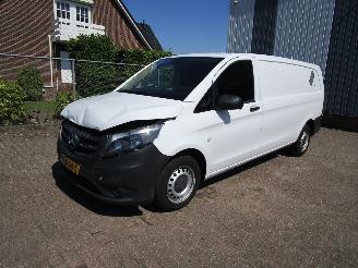 Schade bestelwagen Mercedes Vito 110 CDI Extra Lang 2021/9
