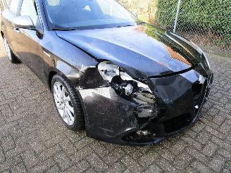 Alfa Romeo Giulietta 1.6 JTD M Clima Radio/CD 6-Bak picture 5