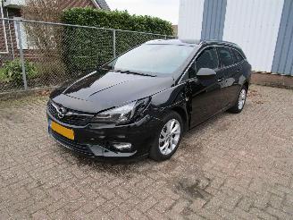 uszkodzony samochody osobowe Opel Astra 1.2 Nw Motor Camera Navi Clima 2021/11