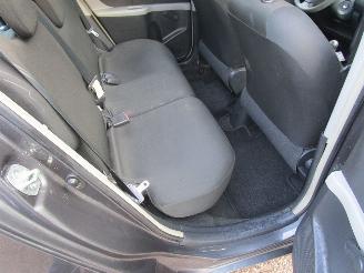 Toyota Yaris 1.3 VVT-I Airco Radio/CD 6-Bak picture 12