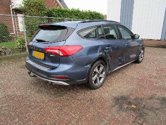 Ford Focus 1.0 Navi Camera Clima 6-Bak picture 4