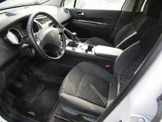 Peugeot 3008 1.6 HDI Navi Clima 6-Bak picture 13