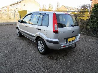 Ford Fusion 1.4 16V Airco Radio/CD picture 2