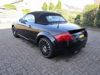Audi TT 1.8 5V Turbo Cabrio Quattro 224 PK 6-Bak picture 2