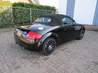 Audi TT 1.8 5V Turbo Cabrio Quattro 224 PK 6-Bak picture 4
