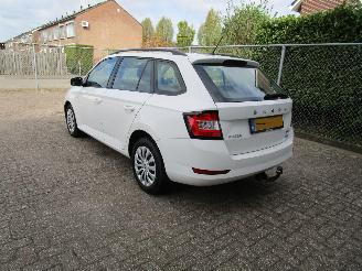 Skoda Fabia 1.0 TSI Navi Airco picture 2