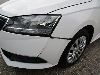 Skoda Fabia 1.0 TSI Navi Airco picture 5