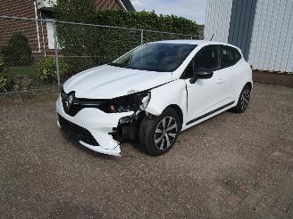 Unfallwagen Renault Clio 1.0 TCE Navi Airco 91.000 KM 6-Bak 2022/11