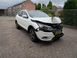 Nissan Qashqai 1.3 DIG-T Automaat Camera Navi picture 3