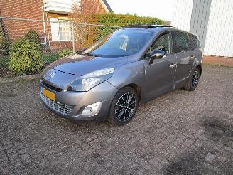 Unfallwagen Renault Grand-scenic 1.4 TCE Camera Navi Clima 6-bak 2012/3
