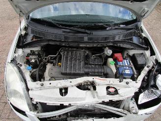 Suzuki Swift 1.3 Airco 5-Drs Parelmoer wit picture 9