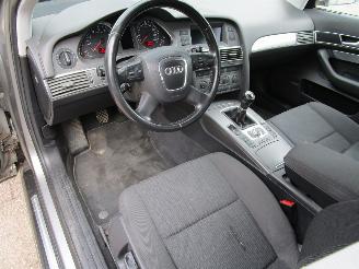 Audi A6 2.4 Sedan Navi Clima 6-Bak picture 16