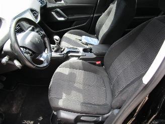 Peugeot 308 1.2 THP Navi Clima 6-Bak picture 11