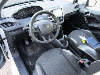 Peugeot 208 1.2 Navi Airco Parelmoer Wit 5-Drs picture 16