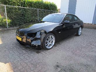 Unfallwagen BMW 3-serie 320i Coupe Leder Navi  Clima 2008/9