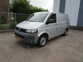 krockskadad bil bedrijf Volkswagen Transporter 2.0 TDI Airco 2012/5