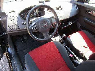Suzuki Swift 1.3 Airco Radio/CD 5-Drs picture 16