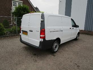 Mercedes Vito 111 CDI Lang Navi Airco picture 4