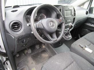 Mercedes Vito 111 CDI Lang Navi Airco picture 9