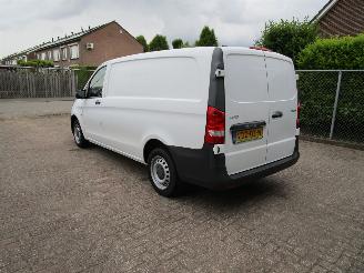 Mercedes Vito 111 CDI Lang Navi Airco picture 2