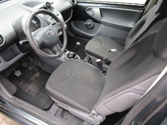 Toyota Aygo Radio/CD 3-Drs picture 13
