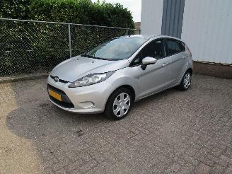 Ford Fiesta 1.25 Airco Radio/CD 5-Drs picture 3
