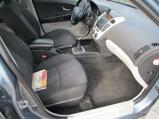 Kia Ceed 1.6 CRDI Navi Airco Radio/CD picture 13