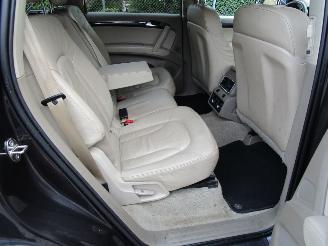 Audi Q7 4.2 FSI Quattro 5+2 picture 14