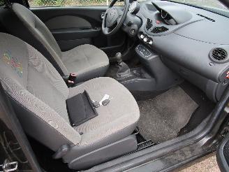 Renault Twingo Airco Radio/CD picture 12
