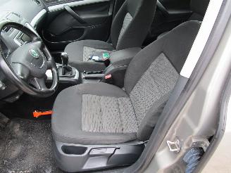 Skoda Octavia 1.4 TSI Navi Clima 6-Bak picture 14