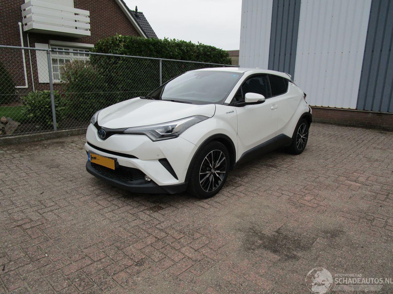 Toyota C-HR 1.8 Hybride Bi-Tone Parelmoer
