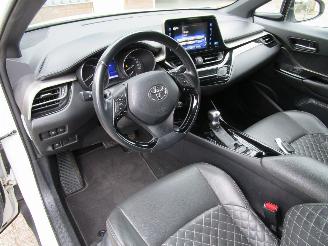 Toyota C-HR 1.8 Hybride Bi-Tone Parelmoer picture 20