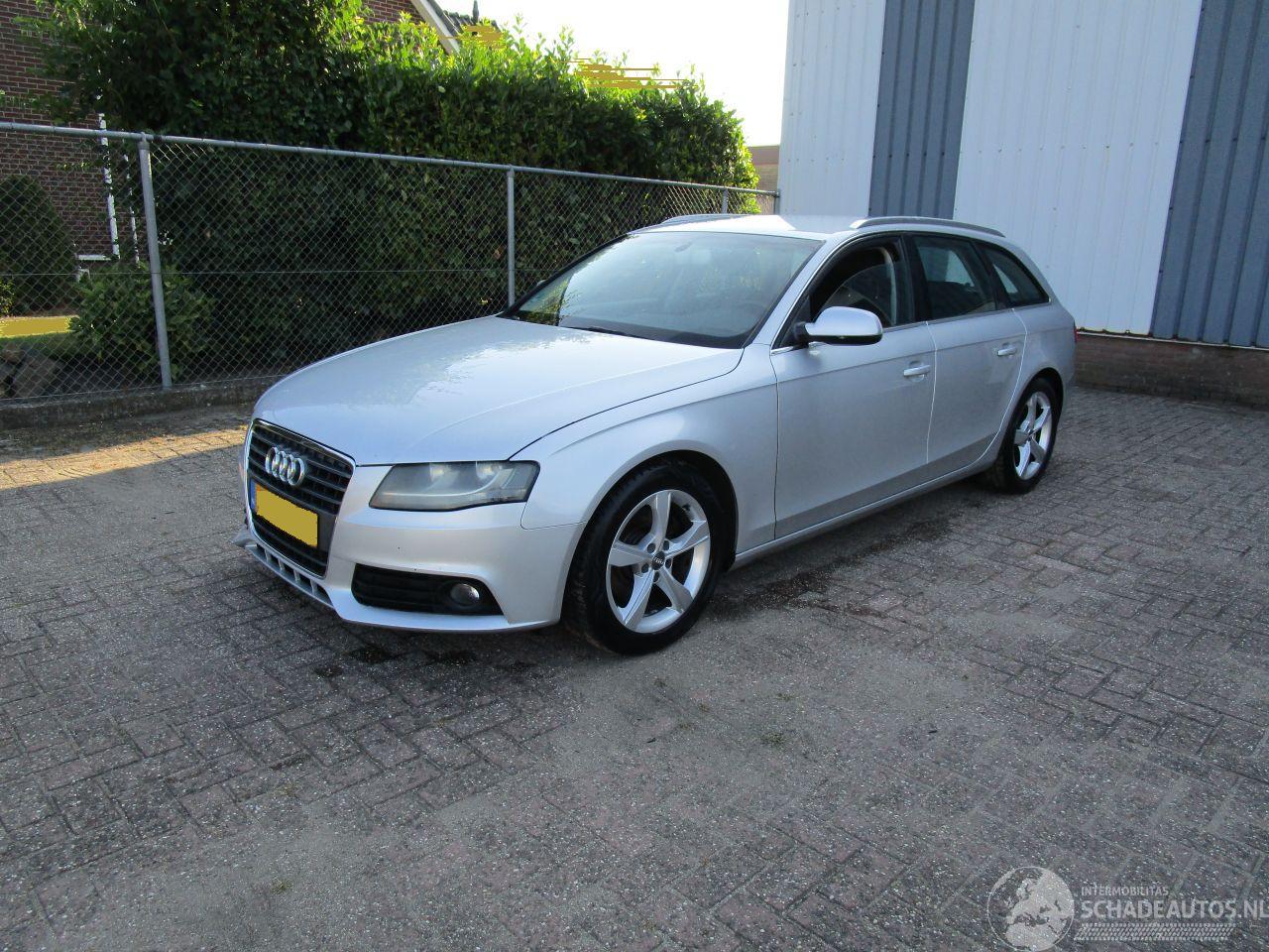 Audi A4 2.0 TDI Navi Clima 6-Bak Schadevrij