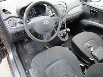 Hyundai I-10 Radio/CD picture 17