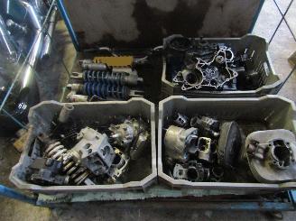 disassembly motor cycles Suzuki RM 125  1981/1